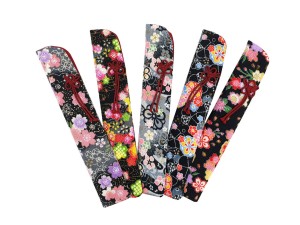 Etui na wachlarz chirimen - Czarne tło